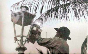 Old Lamp Lighter