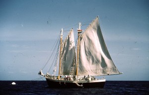 038 - Saba-1956-58 - Blue Peter - Ready to sail